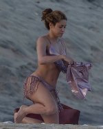 shakiraperfecta__2025-08-21T140742.000Z_1.jpg