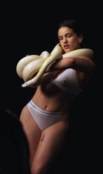 Behind the Scenes with Rosalía  Calvin Klein Fall 2025 Campaign - Calvin Klein (1080p, h264, y...jpg