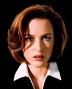 Gillian Anderson (Dana Scully) .jpg
