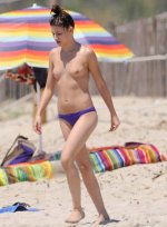 Ursula-Corbero-topless-09 (1).jpg