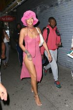 Rihanna-In-Revealing-Dress-With-ASAP-Rocky-TheFappening.Pro-16.jpg