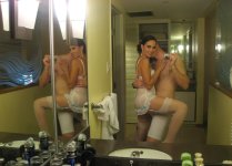 SELF (31709).jpg