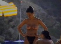 Nani-Gaitan-topless-10.jpg