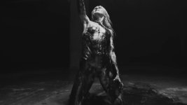 Taylor Momsen vlcsnap-2025-09-25-14h36m08s298 (5).jpg