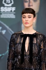 Blanca Suarez at Parecido A Un Asesino premiere  (6).jpg