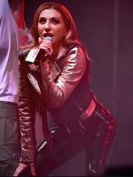 sabrinasalernofficial__2025-09-27T165257.000Z_2.jpg