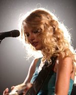 taylorswiftbr__2025-09-27T031000.000Z_1.jpg