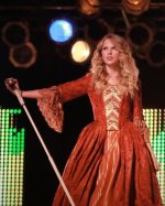 taylorswiftbr__2025-09-27T031000.000Z_8.jpg