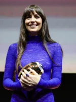 dakotajohnsonlightly__2025-09-25T192411.000Z.webp