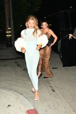522872205_brooksnaderpartylaseethrough196.jpg