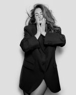 cindycrawford__2025-09-29T170523.000Z_1.jpg