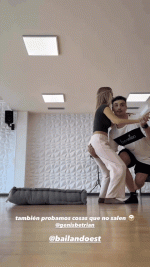 GIF_20251001_184552_345.gif