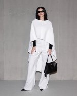 laurapausini__2025-10-06T161643.000Z_14.jpg