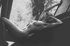 Natalia-Roser-Topless-40-1536x1023.jpg
