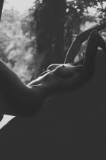 Natalia-Roser-Topless-36-1365x2048.jpg