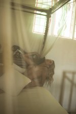 nathalie-jane-roser_leni-ali_series-43-18.jpg