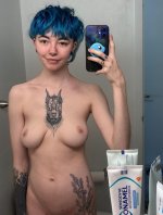 SELF (33027).jpg