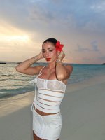 lolalolita_1760473438_3743444983908033432_1397536559.jpg