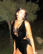 dualipa_official__2025-10-15T184915.000Z_2.jpg
