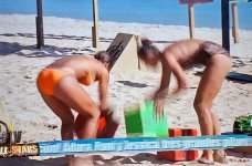 Screenshot_20251018_172437_Video Player.jpg