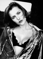 Gillian Anderson Beauty !09.jpg