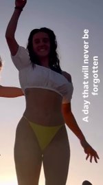 vlcsnap-2025-10-14-17h31m38s692-mariap-r-e (18).jpg