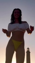 vlcsnap-2025-10-14-17h31m38s692-mariap-r-e (12).jpg