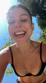 Kira Kosarin - Black bikini  (1).jpg