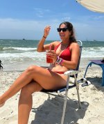 IG @jessibouzas Se acabaron las vacaciones, y no, no he estado en una isla paradisíaca jessica...jpg