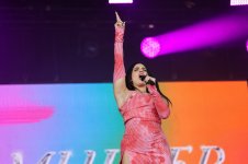 mae muller nipple from birmingham concert 16.jpg