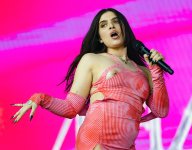 mae muller nipple from birmingham concert 13.jpg