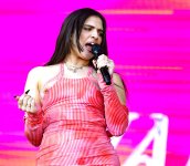 mae muller nipple from birmingham concert 10.jpg