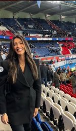 Captura de pantalla_2-11-2025_221920_www.**********com.jpeg