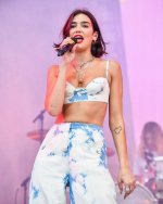 dualipa_official__2025-10-27T184746.000Z.jpg