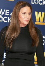 Caitlyn-Jenner-black-dress.jpg