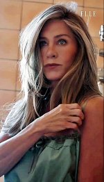 Jennifer Aniston 7.jpg