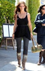 Jennifer Love Hewitt 2.jpg