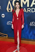 Elizabeth Hurley 06.jpg