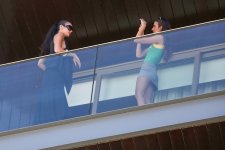 Dua_Lipa_on_the_balcony_of_the_Fasano_Hotel_in_Rio_De_Janeiro_11-21-20250017.jpg