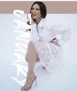 Laura-Pausini-Feet-6259152.jpg