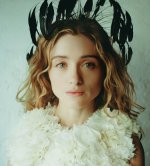natalia-dyer_0915.jpg
