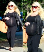 pregnant_jessica_simpson_huge_by_prideofwinterhold_daq4wpi-fullview.jpg