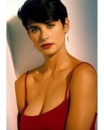 2018-05-03 08.52.10 1771072617819456134_demimoore.jpg