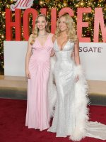sydney_sweeney__2025-12-04T154151.000Z_1.jpg