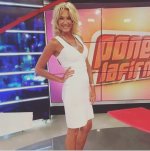 2016-10-20 22.27.06 1365608383176294928_yaninalatorre.jpg