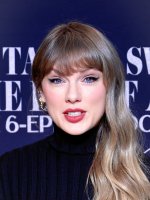 taylorswiftes___2025-12-10T085946.000Z_2.jpg