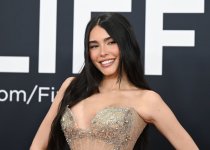 1118full-madison-beer (3).jpg