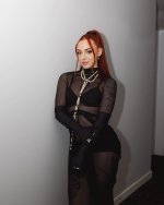 Mira que no me gusta ponerme vestido pero el que llevaba ayer era precioso👗🖤✨ ¿Os gusta como m...jpg