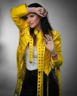 laurapausini__2025-12-12T160717.000Z_8.jpg