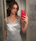 realbarbarapalvin__2025-12-17T220948.000Z_1.jpg
